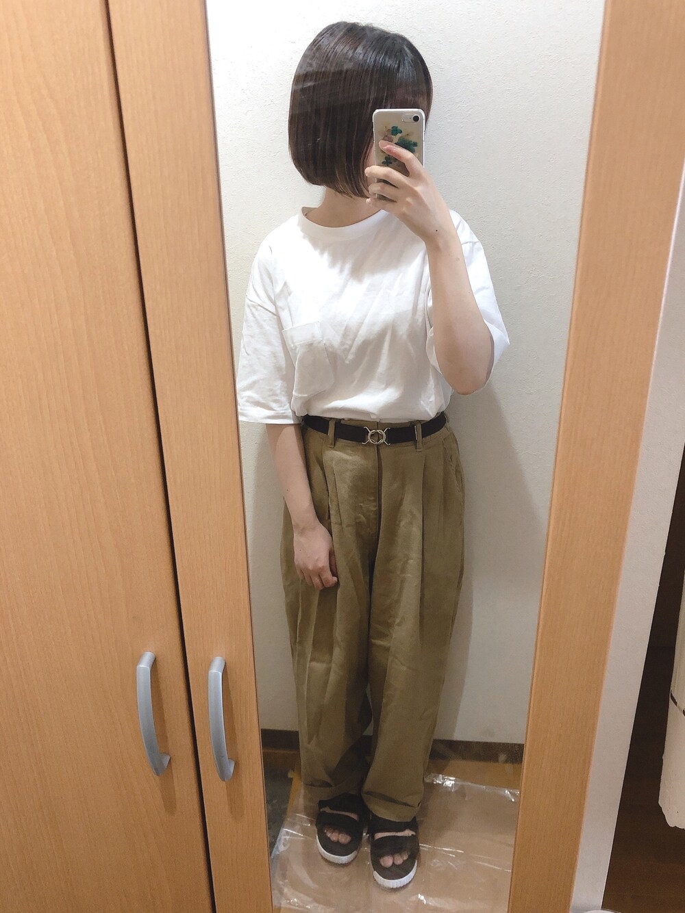 「シンプルコーデ、ラクチンコーデ、カジュアルコーデ、休日スタイル、今日のコーデ、夏コーデ、おしゃれさんと繋がりたい、大学生、低身長、白Tシャツ」｜「横 📷のアイテム（その他、その他）」を使った、まるるさん（レディース・153cm）の夏コーディネートの1枚目の写真
