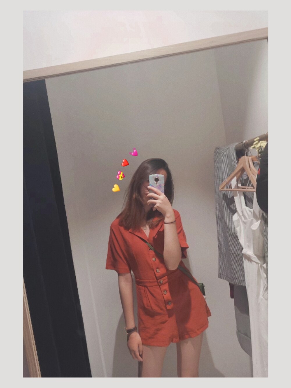 「 데일리룩、여름、여름원피스、ootd、街頭穿搭、red、ONE PIECE」｜「the editors marketのアイテム（つなぎ/オールインワン、レッド系）」を使った、Peach-3-さん（レディース・172cm）の秋コーディネートの1枚目の写真