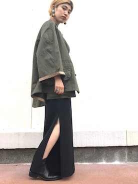 「アイテム（イヤリング、ブルー系）」を使った、nanakimuraさん（レディース・155cm）の秋コーディネート