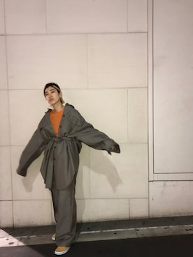 「アイテム（スニーカー、イエロー系）」を使った、nanakimuraさん（レディース・155cm）の秋コーディネート