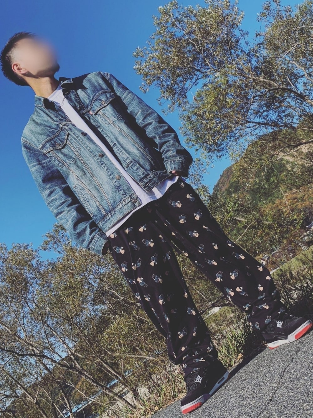 「おしゃれさんと繋がりたい、いいね、save、フォローお願いします🤑、相互フォロー、AJ4、リーバイス、デニムジャケット、Polo Ralph Lauren、レイヤードスタイル、古着MIX、秋のコーデ」｜「Levi'sのアイテム（デニムジャケット、ブルー系）」を使った、鮫ハダさん（メンズ・168cm）の秋コーディネートの1枚目の写真