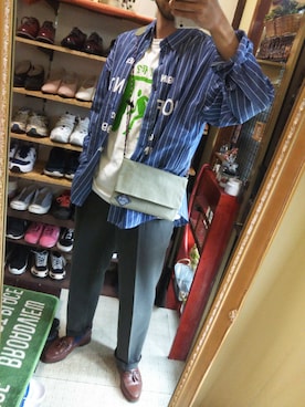 「BOBSON（ボブソン）のアイテム（スラックス）」を使った、Akiさん（メンズ・176cm）の春コーディネート