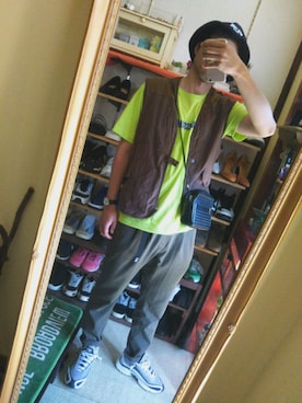 「Zippo（ジッポー）のアイテム」を使った、Akiさん（メンズ・176cm）の春コーディネート