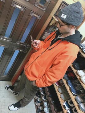「CASIO」｜「アイテム（ジャケット/アウター）」を使った、Akiさん（メンズ・176cm）の冬コーディネート