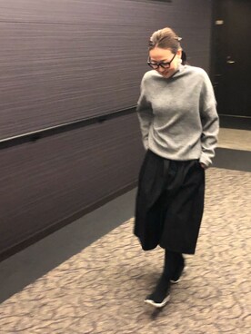 「minsshop（ミンスショップ）のアイテム（スニーカー）」を使った、SHiORiさん（レディース・157cm）の冬コーディネート