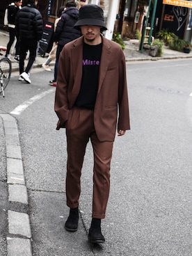 「SET UP」｜「アイテム（スラックス）」を使った、飯島葵さん（メンズ・176cm）の冬コーディネート