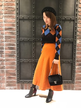 「アイテム（ブーティ、レッド系）」を使った、misakiさん（レディース・156cm）の秋コーディネート