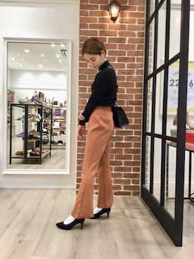 「タイト」｜「アイテム（パンプス）」を使った、WA ORientalTRaffic くずはモール店さん（レディース・160cm）の冬コーディネート