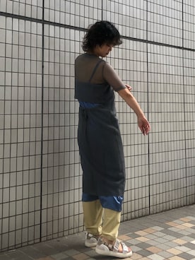 「STUDIOUS（ステュディオス）のアイテム（スラックス）」を使った、Izumi Kahoさん（レディース・162cm）の春コーディネート