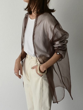 「アイテム（バングル/リストバンド）」を使った、Lavish Gateさん（レディース・166cm）の冬コーディネート