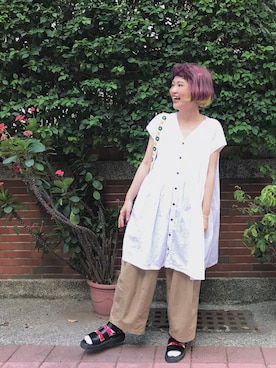 「TSUHARU by Samansa Mos2（ツハルバイサマンサモスモス）の綿麻ローンピンタックチュニック（シャツ/ブラウス、ホワイト系）」を使った、yukiiichang1029さん（レディース・158cm）の夏コーディネート