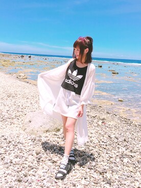 ShiNa Tangさんのコーディネート