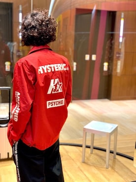 「アイテム（ミリタリージャケット、レッド系）」を使った、ikechanさん（メンズ・171cm）の春コーディネート