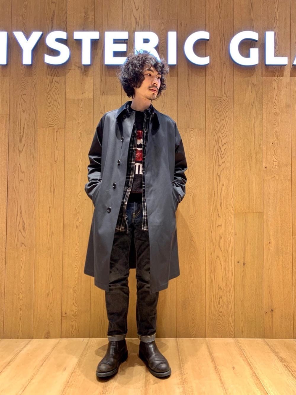 「コート、ニット、デニム、チェックシャツ、冬コーデ、大人カジュアル、CPOシャツ、Hysteric Glamour、ヒステリックグラマー」｜「HYSTERIC GLAMOURのデニムスリムストレートパンツ（デニムパンツ、ブルー系）」を使った、ikechanさん（メンズ・171cm）の冬コーディネートの1枚目の写真