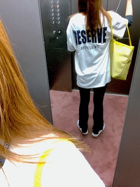「INGNI（イング）のバックBigロゴ／ビッグシルエットトップス（Tシャツ/カットソー、ホワイト系）」を使った、Yukiさん（レディース・164cm）の春コーディネート