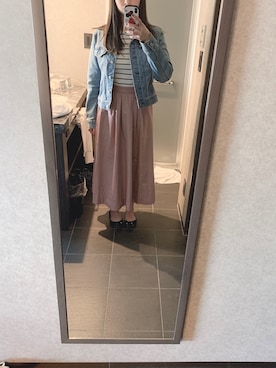 「大阪旅行」｜「アイテム（デニムジャケット）」を使った、りささん（レディース・163cm）の春コーディネート