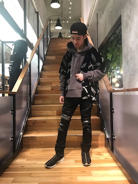 「ROYAL FLASH（ロイヤルフラッシュ）のアイテム（パーカー）」を使った、yoshiaki matsufujiさん（メンズ・165cm）の春コーディネート