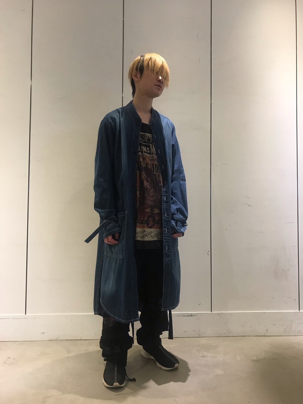 nude:masahiko maruyamaのステンカラーコートを使った人気ファッション