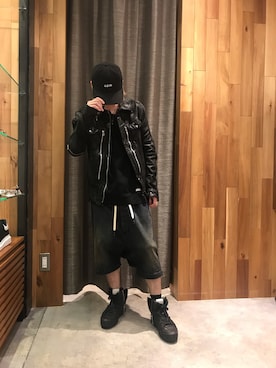 「ISAMU KATAYAMA BACKLASH（イサムカタヤマバックラッシュ）のアイテム（デニムパンツ）」を使った、yoshiaki matsufujiさん（メンズ・165cm）の春コーディネート
