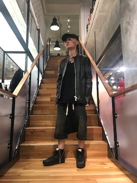 「ISAMU KATAYAMA BACKLASH（イサムカタヤマバックラッシュ）のアイテム（ライダースジャケット）」を使った、yoshiaki matsufujiさん（メンズ・165cm）の春コーディネート