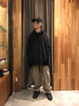 「ISAMU KATAYAMA BACKLASH（イサムカタヤマバックラッシュ）のアイテム（パンツ）」を使った、yoshiaki matsufujiさん（メンズ・165cm）の夏コーディネート