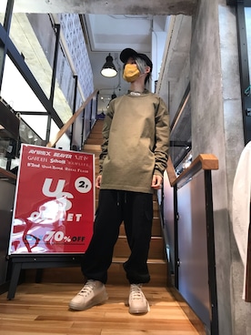 「roarguns（ロアーガンズ）のアイテム」を使った、yoshiaki matsufujiさん（メンズ・165cm）の秋コーディネート