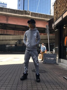 「1piu1uguale3 RELAX（ウノピュウノウグァーレトレリラックス）のアイテム（帽子）」を使った、yoshiaki matsufujiさん（メンズ・165cm）の秋コーディネート