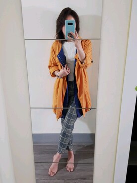 「MANGO（マンゴ）のアイテム（トレンチコート）」を使った、Nicole Hsuさん（レディース・165cm）の冬コーディネート