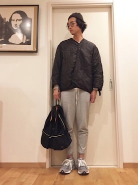 「アイテム（ニットキャップ/ビーニー、ブラウン系）」を使った、MOSさん（メンズ・178cm）の秋コーディネート