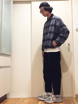 「CASEY CASEY（ケイシーケイシー）のアイテム（パンツ）」を使った、MOSさん（メンズ・178cm）の秋コーディネート