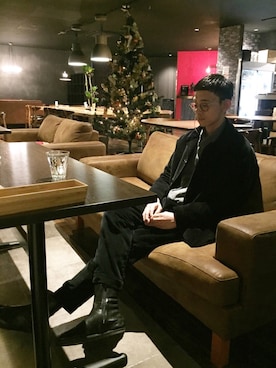 「CASEY CASEY（ケイシーケイシー）のアイテム（パンツ）」を使った、MOSさん（メンズ・178cm）の冬コーディネート