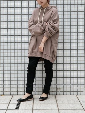 「titivate（ティティベイト）のアイテム（パーカー）」を使った、mietteさん（レディース・150cm）の冬コーディネート