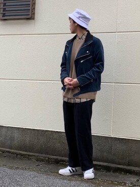 「ニットベスト」｜「アイテム（ライダースジャケット）」を使った、サマルさん（メンズ・175cm）の冬コーディネート