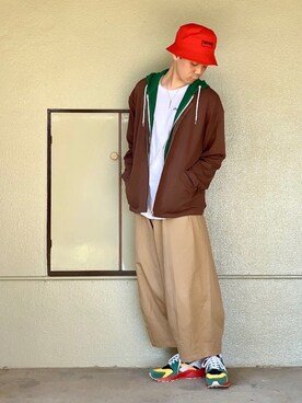「SEVENDAYS=SUNDAY（セブンデイズサンデイ）のアイテム（帽子）」を使った、サマルさん（メンズ・175cm）の秋コーディネート