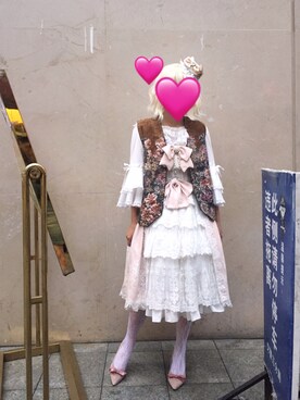 奈奈稚さんのコーディネート