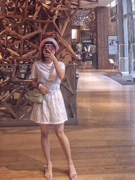 奈奈稚さんのコーディネート