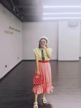 奈奈稚さんのコーディネート