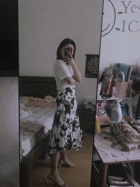 奈奈稚さんのコーディネート