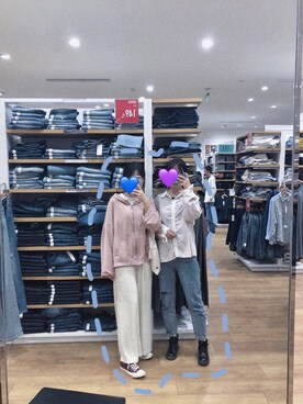 「アイテム（クラッチバッグ、ホワイト系）」を使った、九七さん（レディース・168cm）の春コーディネート