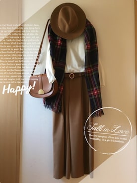 「SPINNS（スピンズ）のアイテム（マフラー）」を使った、teey+さん（レディース・155cm）の秋コーディネート