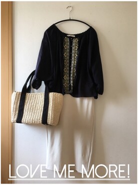 「shuca（シュカ）のアイテム（トップス）」を使った、teey+さん（レディース・155cm）の春コーディネート