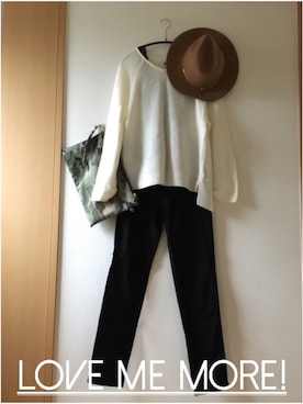 「帽子」｜「アイテム（クラッチバッグ）」を使った、teey+さん（レディース・155cm）の秋コーディネート