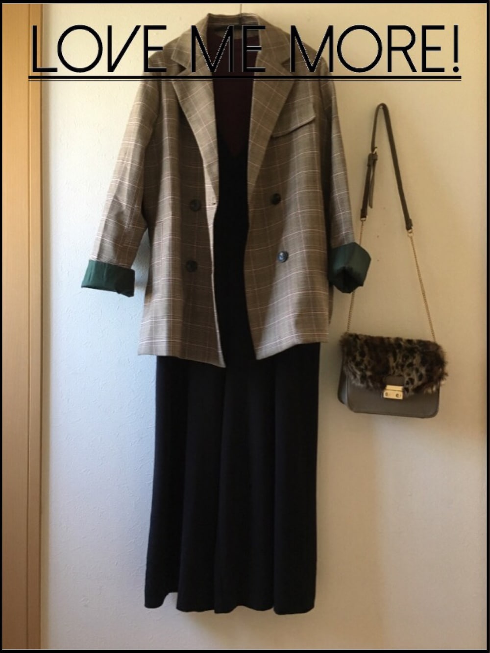 「休日スタイル、秋服、チェックジャケット、サロペット、プチプラ、UNIQLO、ARGO TOKYO、パンプス、低身長、おしゃれさんと繋がりたい」｜「ARGO TOKYOのアイテム（ジャケット/アウター、ブラウン系）」を使った、teey+さん（レディース・155cm）の秋コーディネートの1枚目の写真