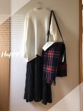 「SPINNS（スピンズ）のアイテム（マフラー）」を使った、teey+さん（レディース・155cm）の秋コーディネート