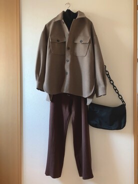 「リエディ」｜「アイテム（その他アウター）」を使った、teey+さん（レディース・155cm）の秋コーディネート