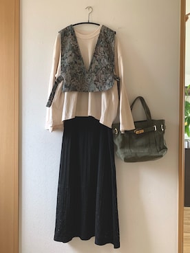 「sita parantica（シータパランティカ）のSITA PARANTICA CANVAS TOTE BAG（トートバッグ）」を使った、teey+さん（レディース・155cm）の秋コーディネート