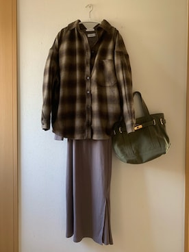 「sita parantica（シータパランティカ）のSITA PARANTICA CANVAS TOTE BAG（トートバッグ）」を使った、teey+さん（レディース・155cm）の秋コーディネート