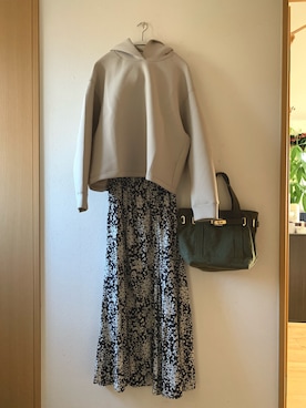 「sita parantica（シータパランティカ）のSITA PARANTICA CANVAS TOTE BAG（トートバッグ）」を使った、teey+さん（レディース・155cm）の春コーディネート