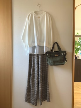 「sita parantica（シータパランティカ）のSITA PARANTICA CANVAS TOTE BAG（トートバッグ）」を使った、teey+さん（レディース・155cm）の春コーディネート