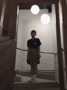 「nice claup」｜「アイテム（スリッポン）」を使った、Towaさん（レディース・151cm）の秋コーディネート